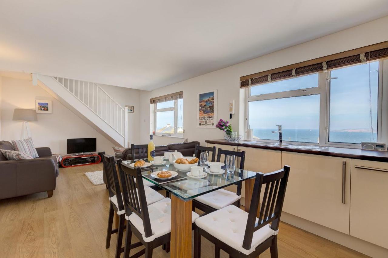 Atlantic Blue Apartment Carbis Bay Exterior photo